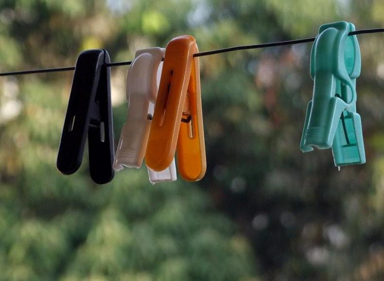 Clothclips, Vadodara, March 2007